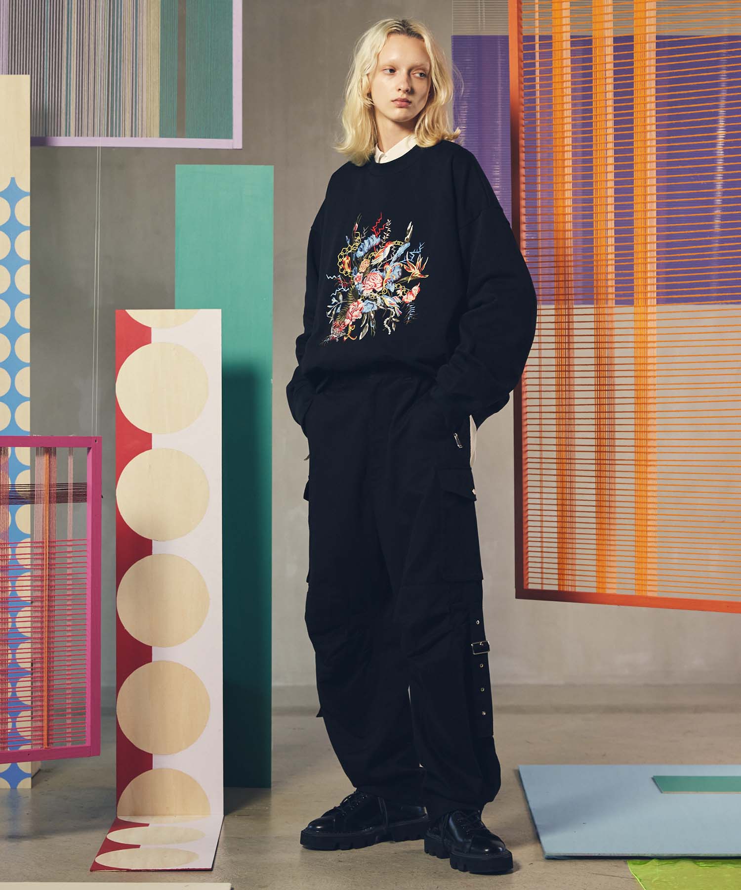 Flower Embroidery Heavy-Weight Sweat Prime-Over Crew Neck Pullover