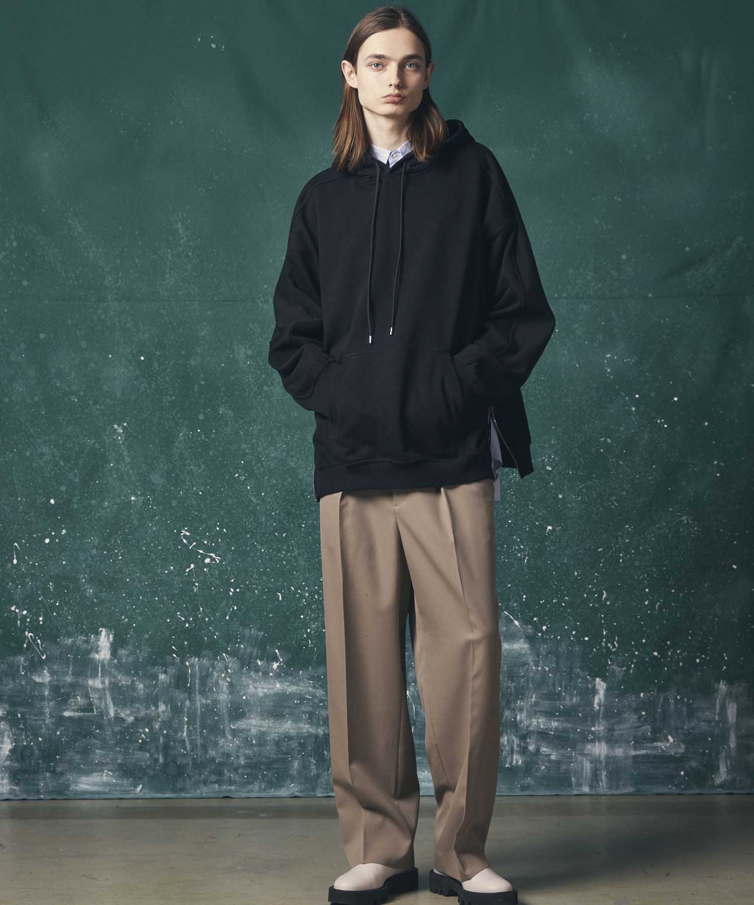 【LIMITED EDITION】Dress-Over  One-Tuck Wide Straight Pants