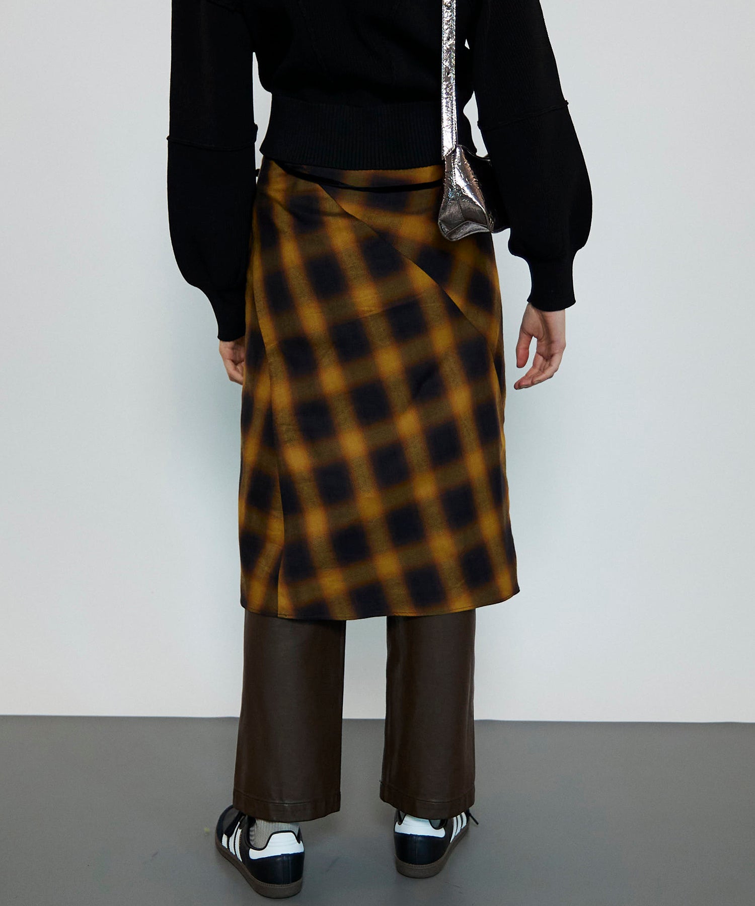 【PRE-ORDER】Checkered Bias Seam Midi Skirt