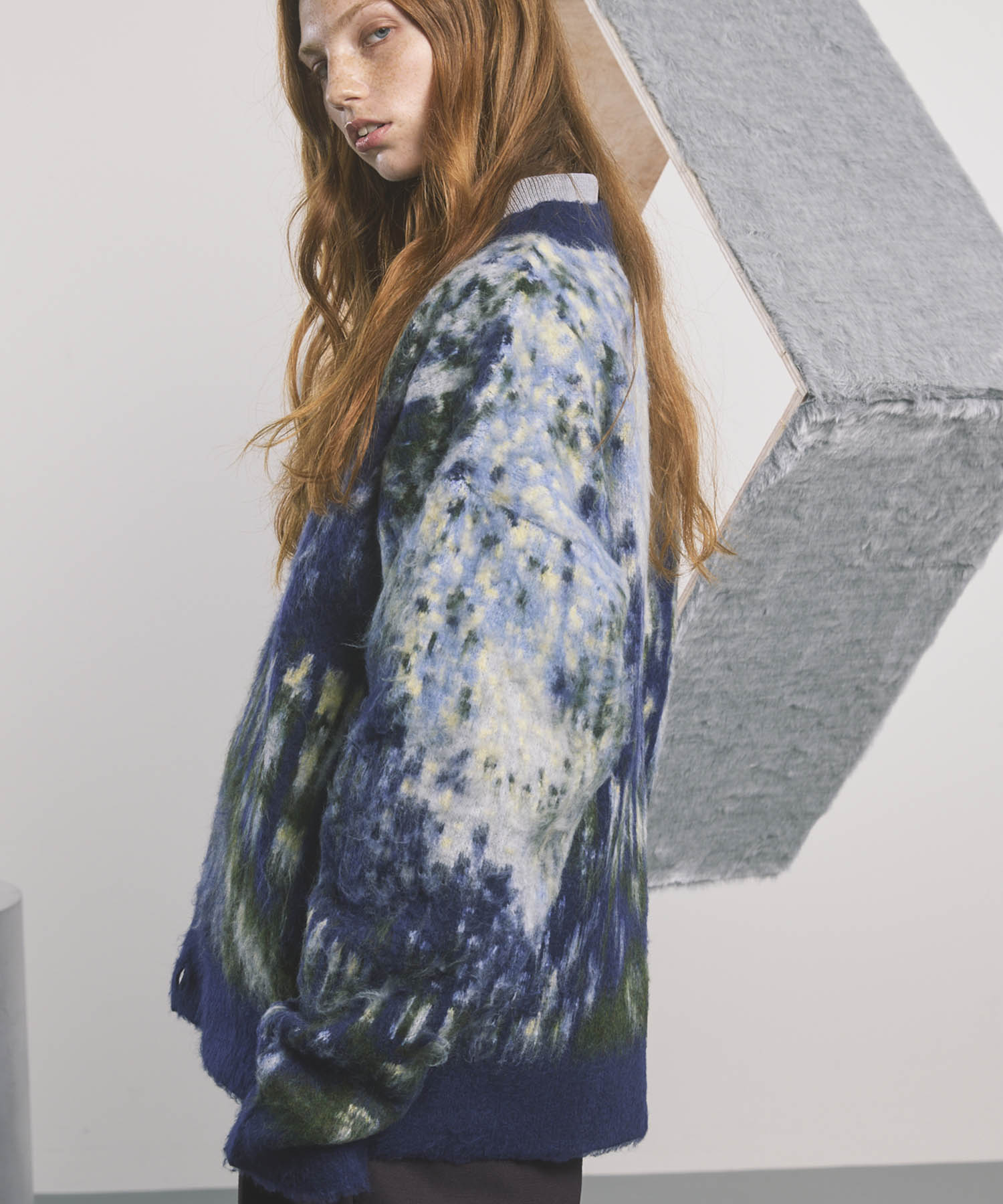 【24AW PRE-ORDER】Prime-Over Landscape Painting V-Neck Knit Cardigan