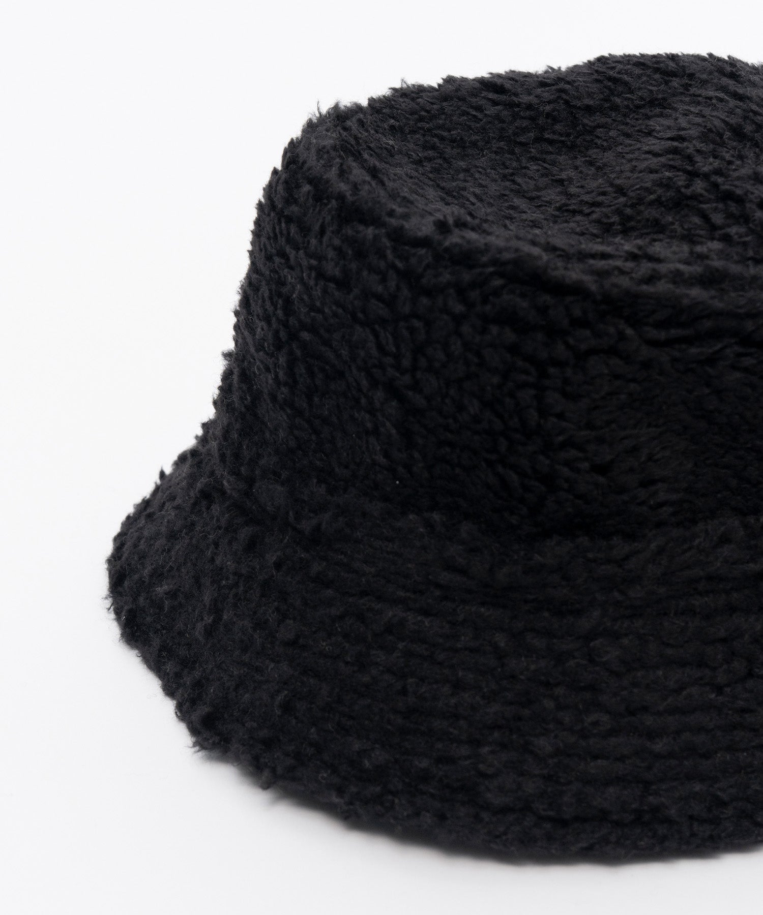 Suede Boa Reversible Bucket Hat