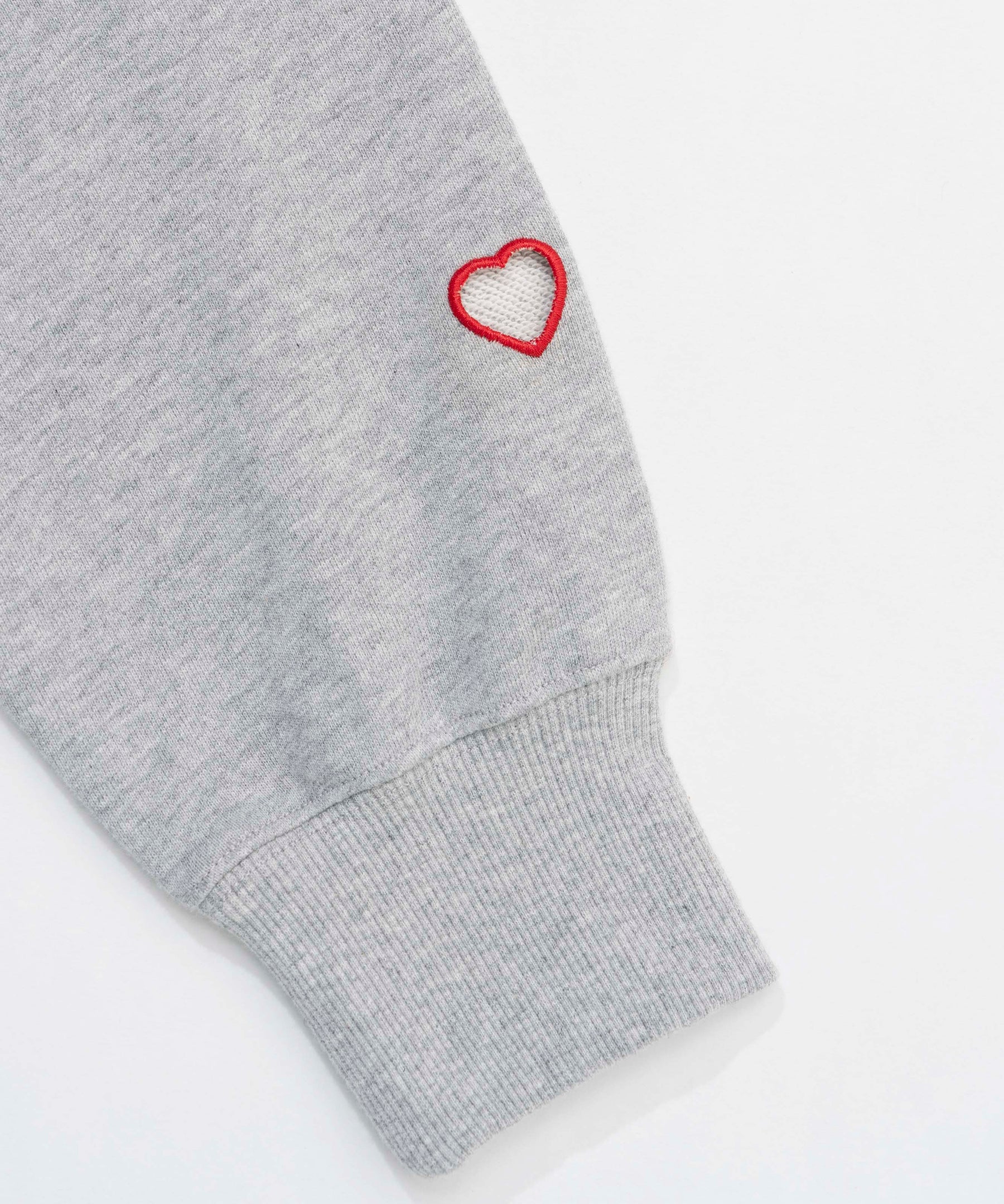 【24WINTER PRE-ORDER】Many Heart Cutouts Hoodie