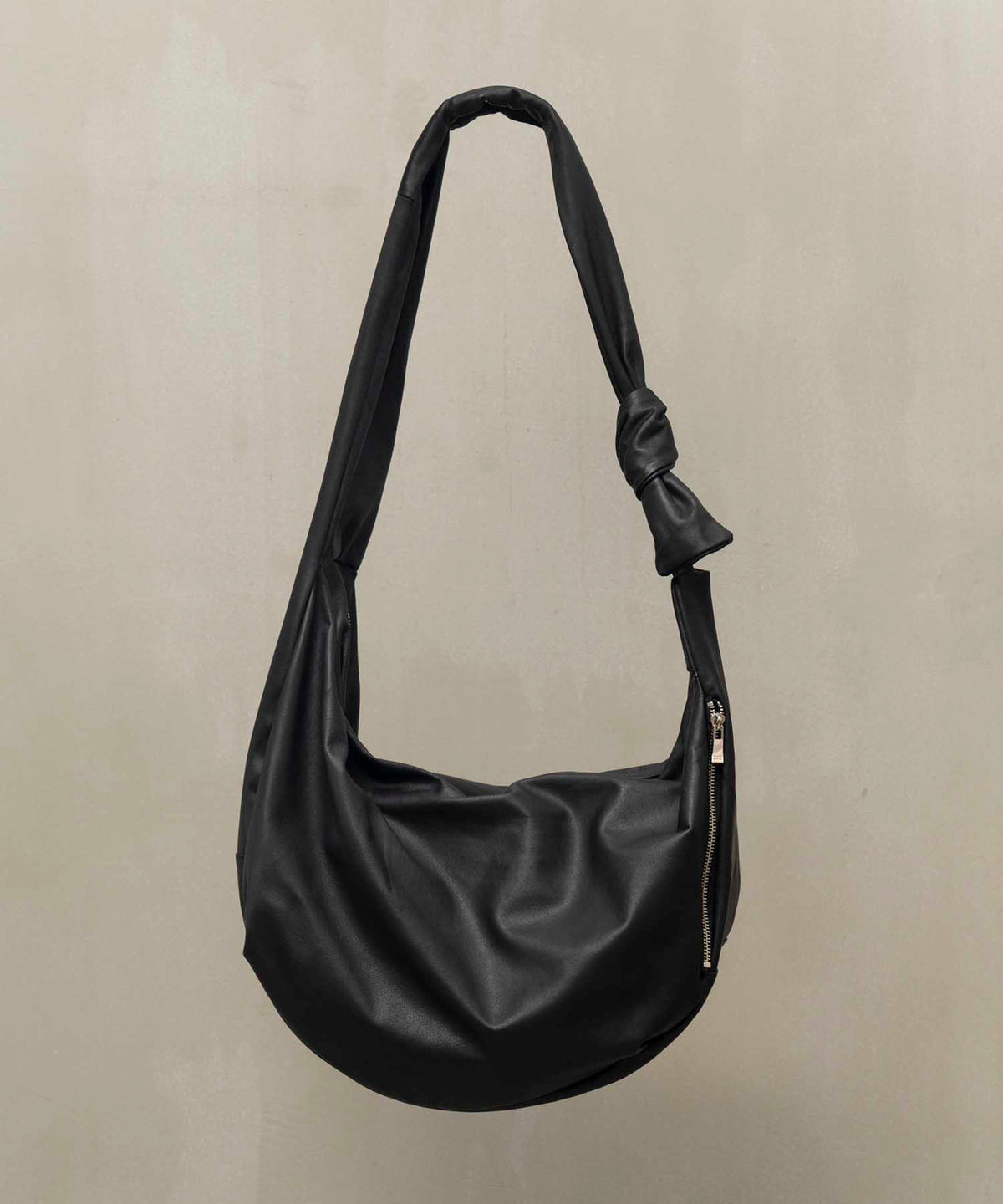 【PRE-ORDER】Leather Shoulder “BANANA” Bag