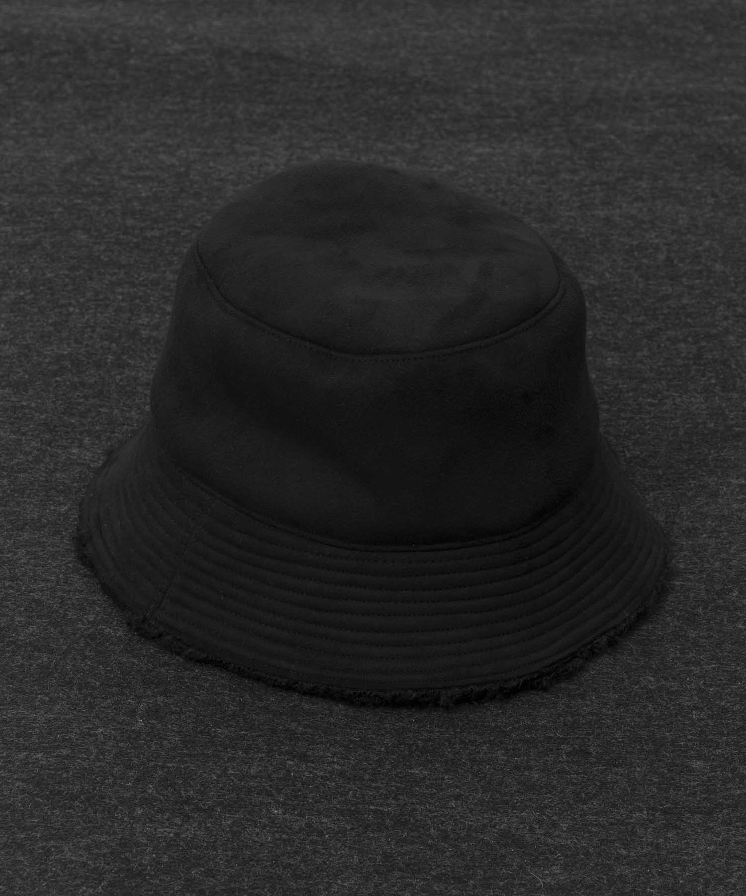 Suede Boa Reversible Bucket Hat