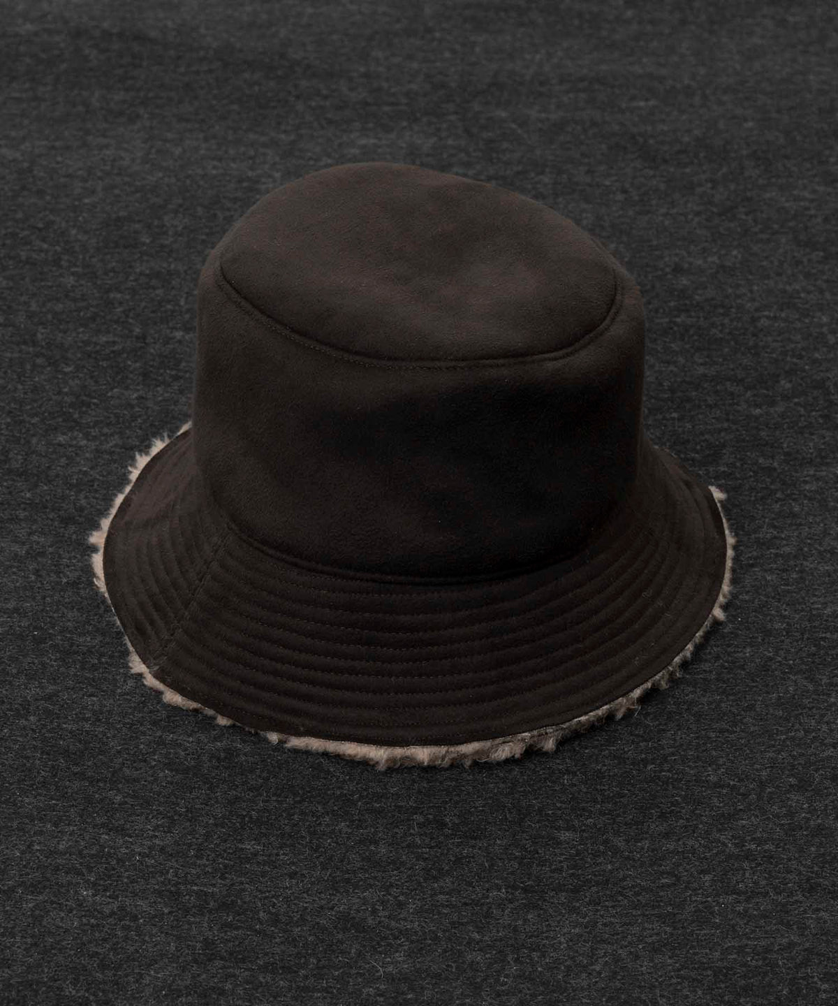 Suede Boa Reversible Bucket Hat