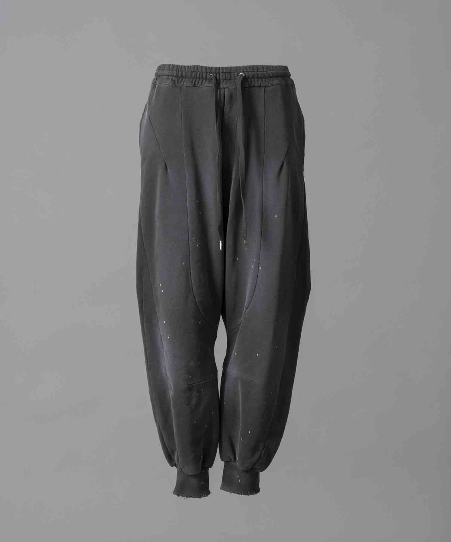 Three-Dimensional Cutting Weathered Sweat Pants