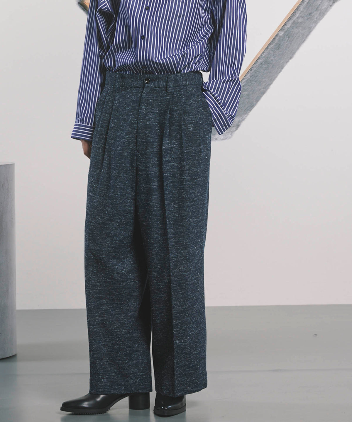 【Italian Dead Stock Fabric】Three-tuck Wide Pants