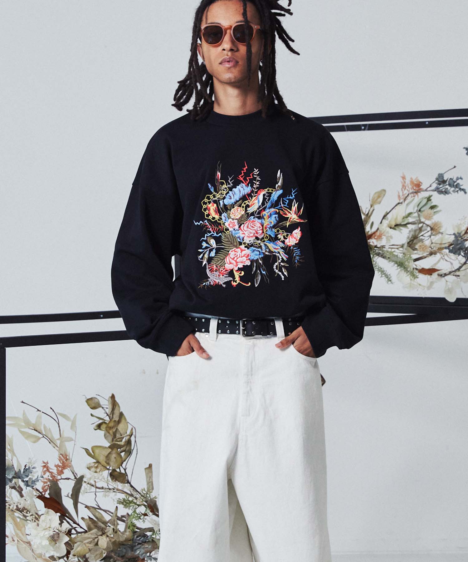 Flower Embroidery Heavy-Weight Sweat Prime-Over Crew Neck Pullover